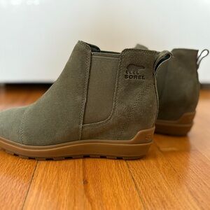 Sorel Olive Green Boots